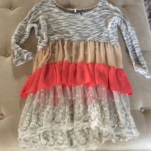 Cutest top ever!! Size L